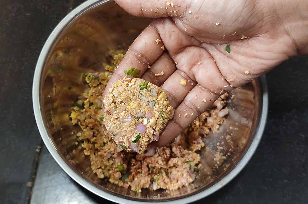 Roasted Chana Dal Masala Vade